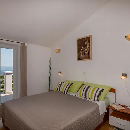 Sandra, A Beautiful With Sea View And A Pool * Drenje (Istria)